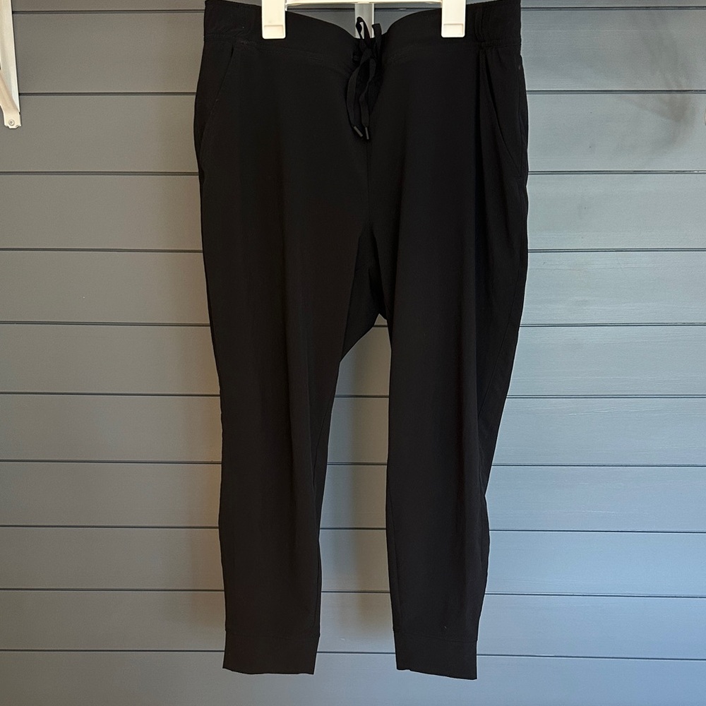 Eddie Bauer women’s black Joggers